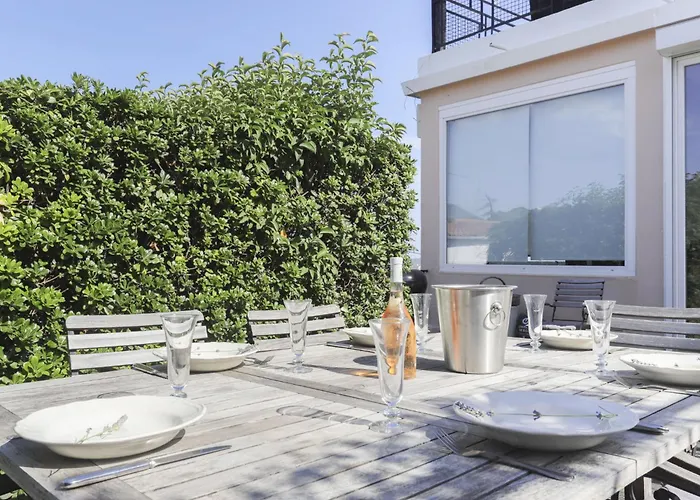 Les Genets By Interhome *