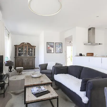 Les Genets By Interhome *