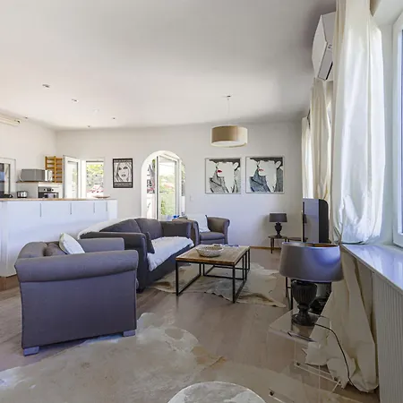 Les Genets By Interhome *