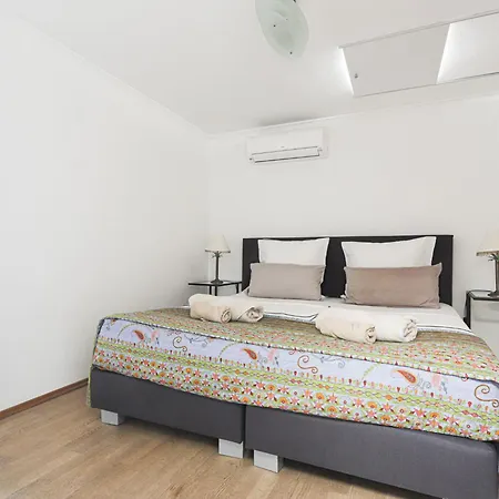 בית נופש Les Genets By Interhome *