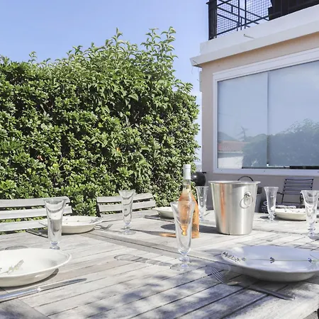 Les Genets By Interhome *